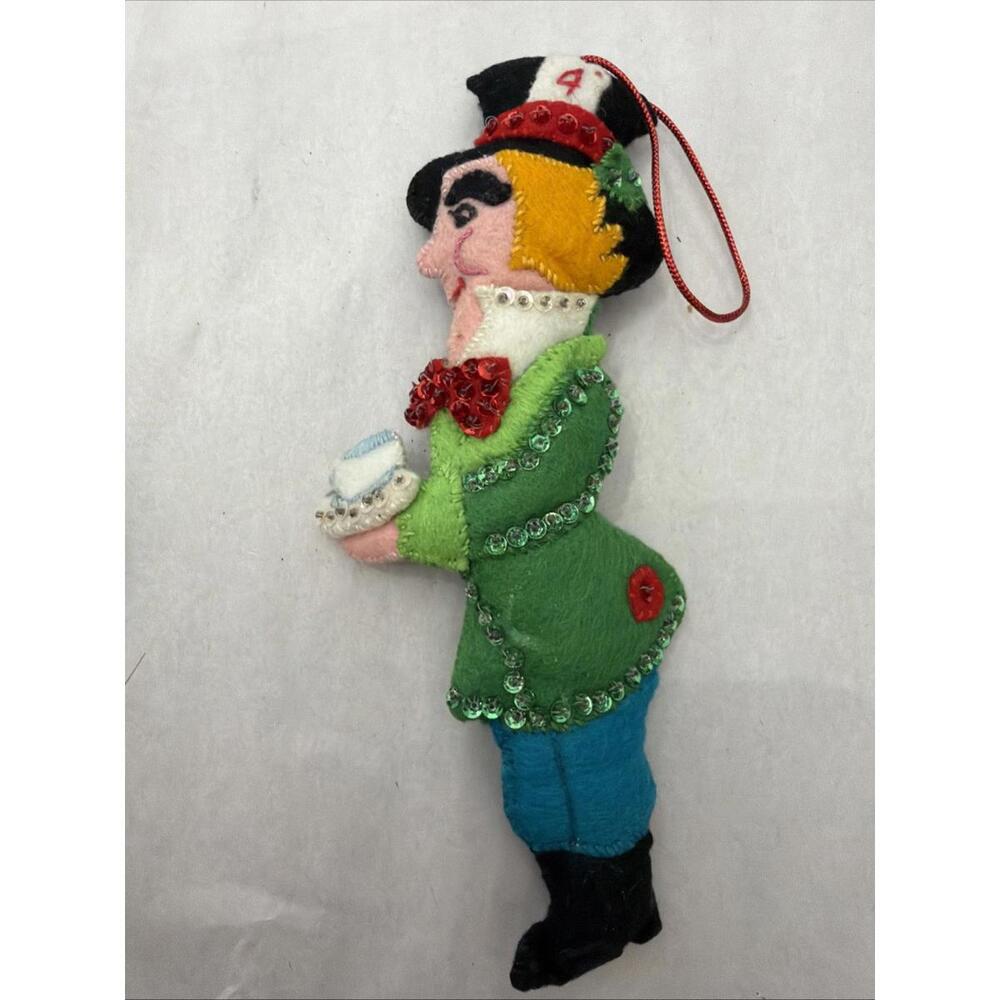 Alice in Wonderland Bucilla Vintage 1970s Felt Ornaments Set 4 Rare Complete - Picture 2 of 10